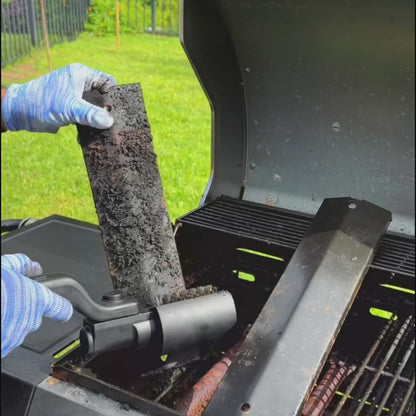Voryn Grill Brush